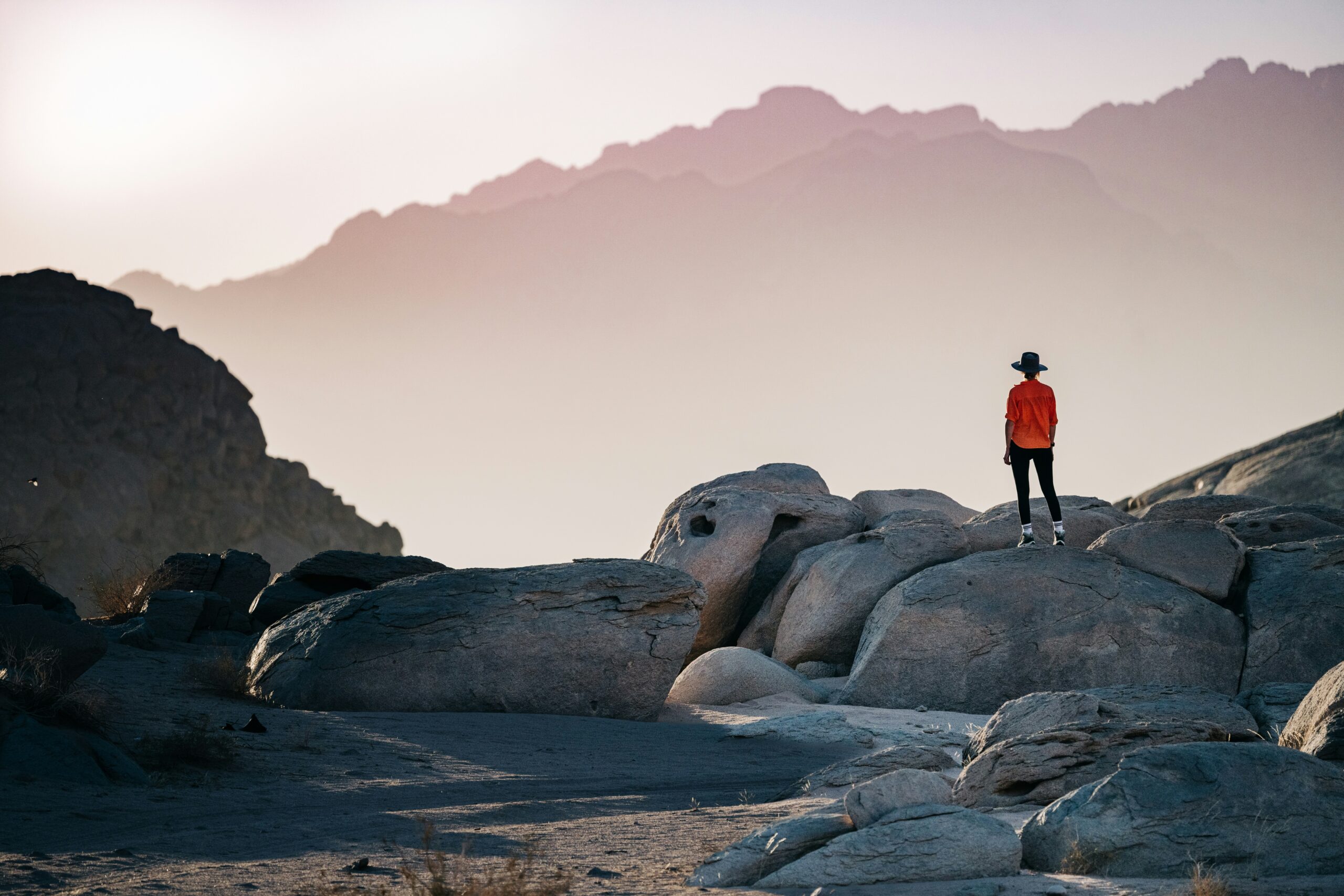 découvrez nos conseils et idées pour pratiquer la randonnée, des astuces pour la préparation de vos excursions et des destinations de rêve pour des randonnées inoubliables.
