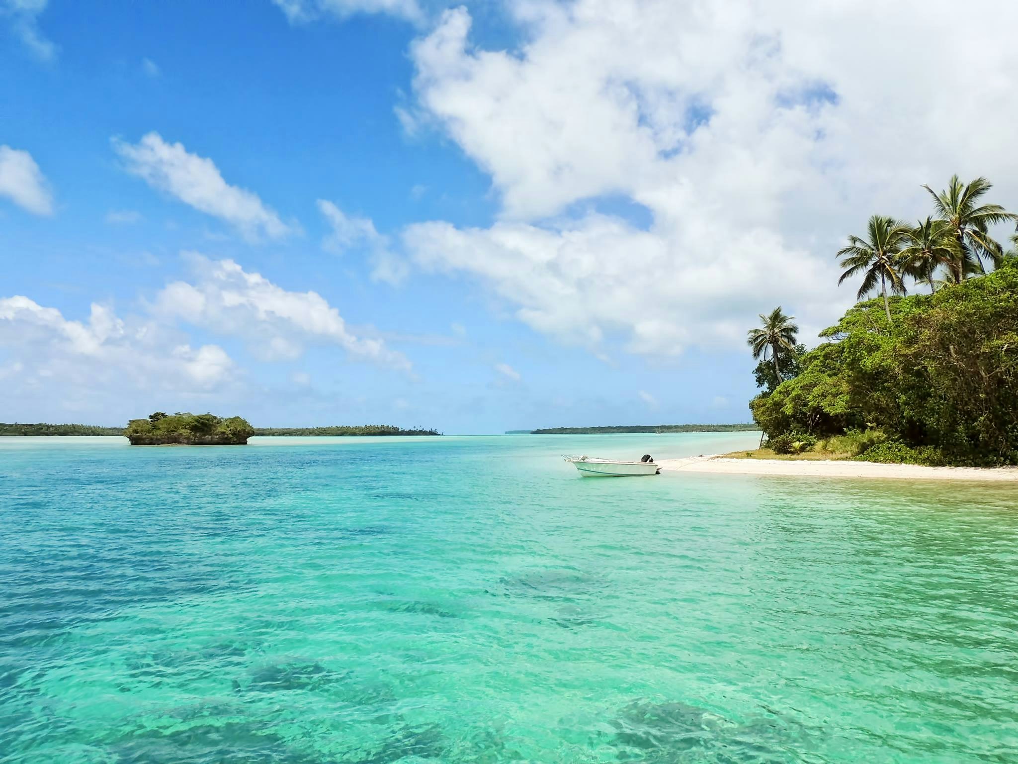 découvrez les plus belles plages et stations balnéaires pour des vacances ensoleillées et relaxantes, avec des activités nautiques, des couchers de soleil époustouflants et une ambiance paradisiaque.